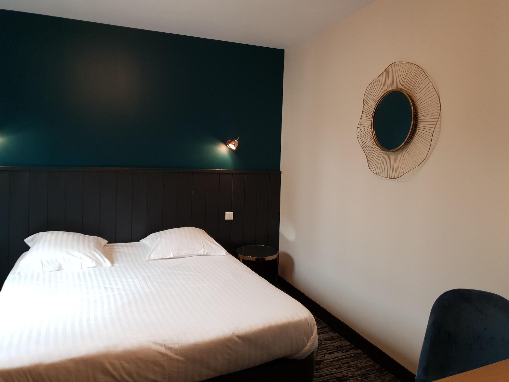 The Originals Boutique, Hotel La Colonne De Bronze, Saint-Valery-Sur-Somme Bagian luar foto