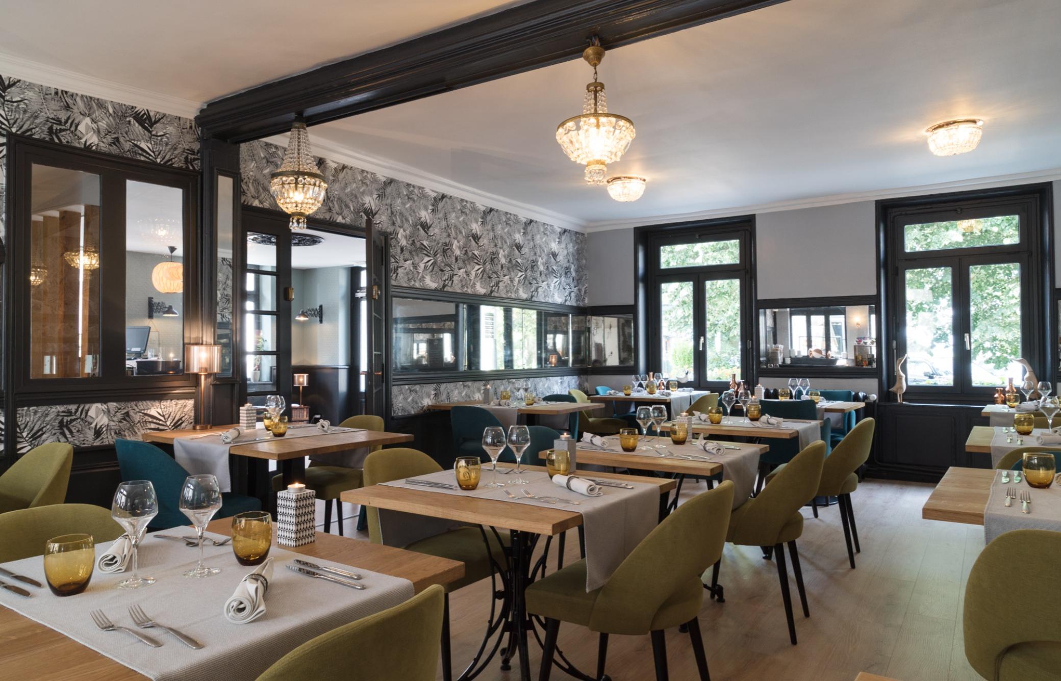 The Originals Boutique, Hotel La Colonne De Bronze, Saint-Valery-Sur-Somme Bagian luar foto