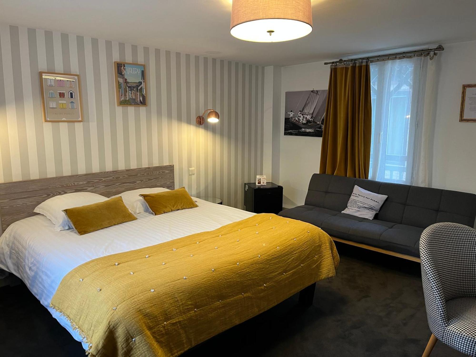 The Originals Boutique, Hotel La Colonne De Bronze, Saint-Valery-Sur-Somme Bagian luar foto