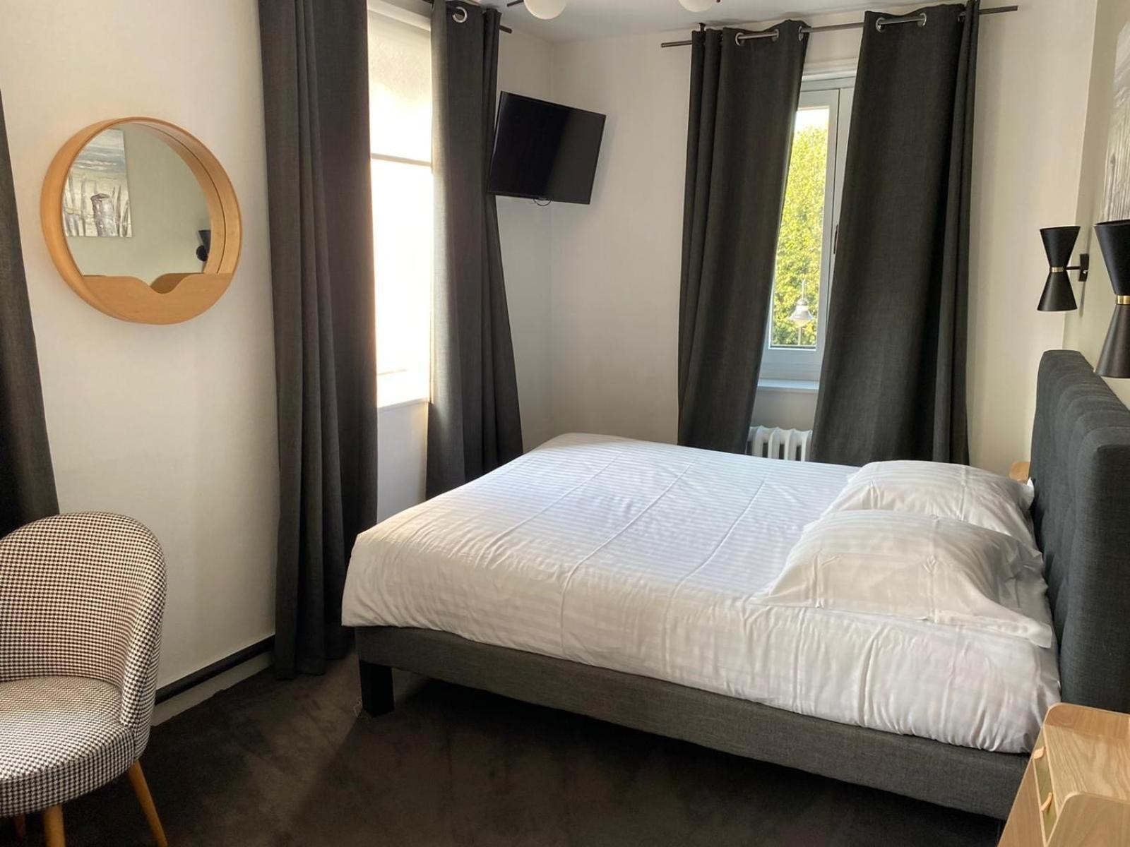The Originals Boutique, Hotel La Colonne De Bronze, Saint-Valery-Sur-Somme Bagian luar foto